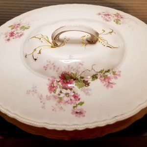 Antique Porcelain Covered Vegetable Dish VTO39 by Victoria (Austria)